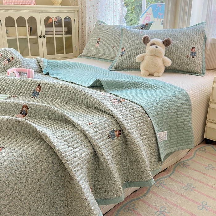 91家纺网 家纺一手货源 找家纺 美优兰 2025新款双面全棉水洗床盖 跳舞女孩