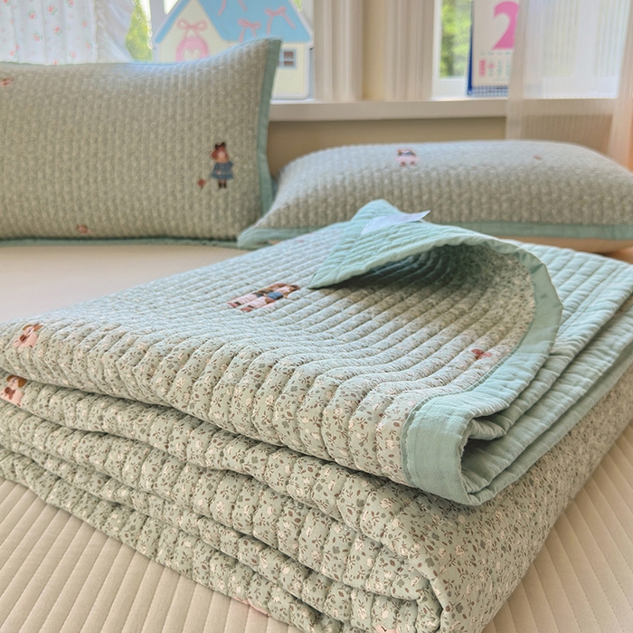 91家纺网 家纺一手货源 找家纺 美优兰 2025新款双面全棉水洗床盖 跳舞女孩