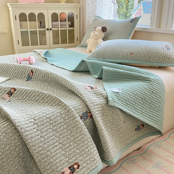 91家纺网 家纺一手货源 找家纺 美优兰 2025新款双面全棉水洗床盖 跳舞女孩