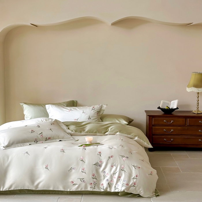 91家纺网 家纺一手货源 找家纺 （总）佳汐蓝家纺 2025新款春夏新品TENCEL兰精天丝四件套绣花系列