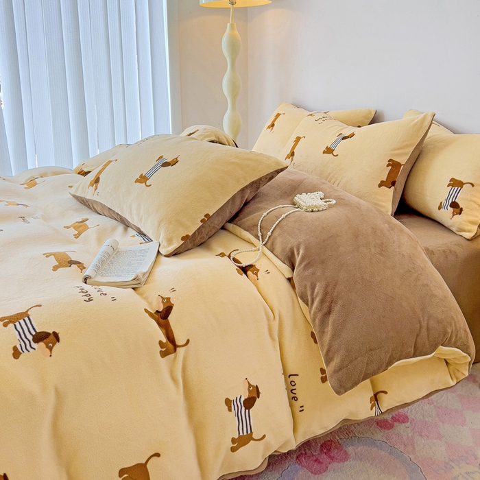 91家纺网 家纺一手货源 找家纺 （总）麦瑞家纺 2025新款印花牛奶绒四件套跑量款