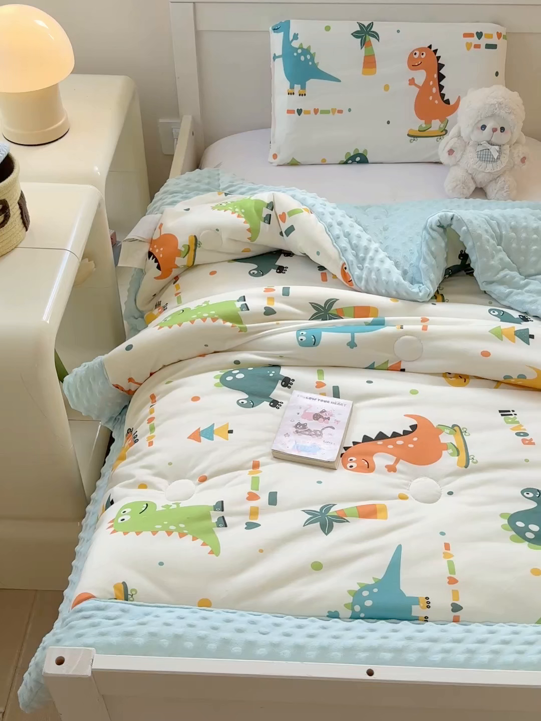 91家纺网 家纺一手货源 找家纺 （总）天瑜家纺205新款A类针织面料手包豆豆绒冬被大豆被