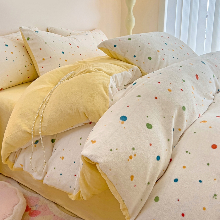 91家纺网 家纺一手货源 找家纺 麦瑞家纺 2025新款印花牛奶绒四件套跑量款 彩虹星空