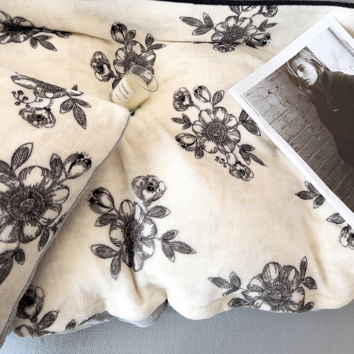 91家纺网 家纺一手货源 找家纺 麦瑞家纺 2025新款印花牛奶绒四件套跑量款 花季-灰