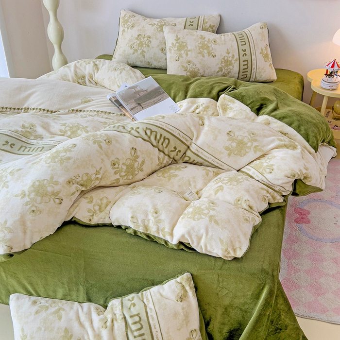 91家纺网 家纺一手货源 找家纺 麦瑞家纺 2025新款印花牛奶绒四件套跑量款 花季-绿