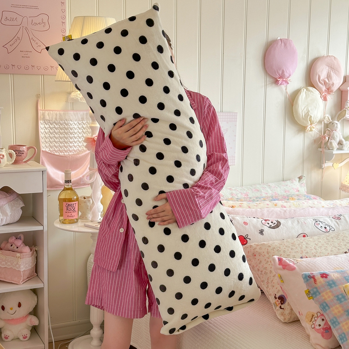 91家纺网 家纺一手货源 找家纺 （总）罗亿家纺 2025新款牛奶绒长抱枕-助眠神器（小红书推荐）