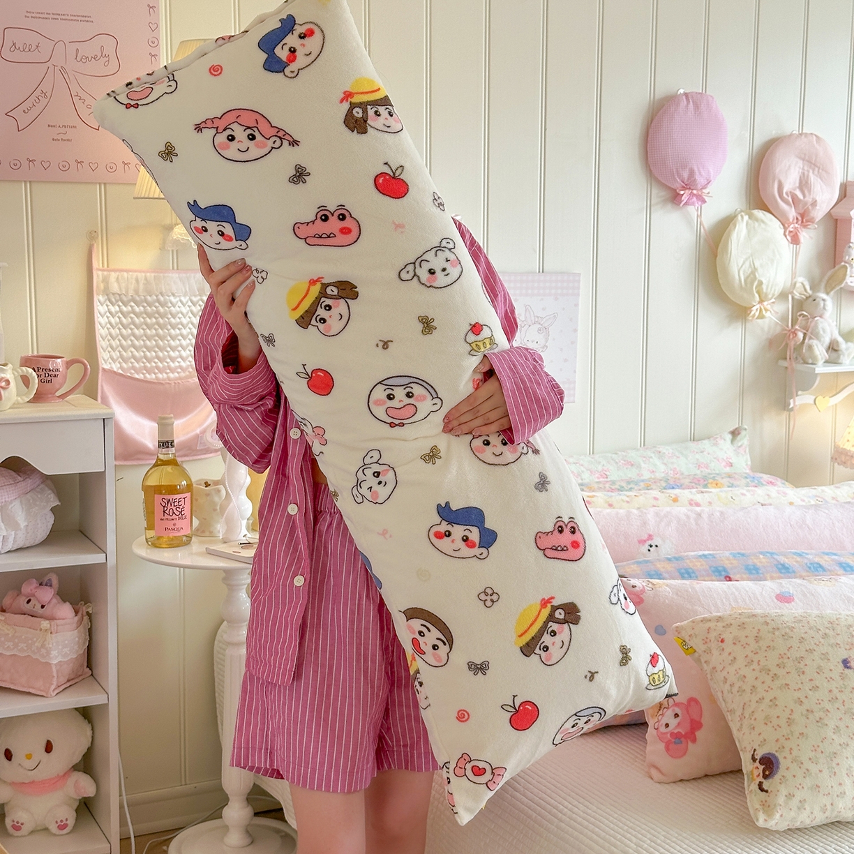 91家纺网 家纺一手货源 找家纺 （总）罗亿家纺 2025新款牛奶绒长抱枕-助眠神器（小红书推荐）