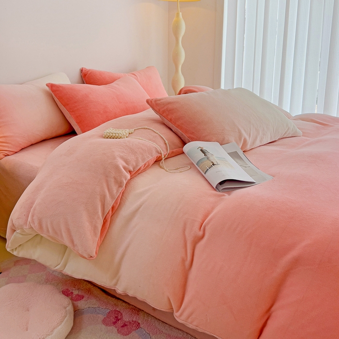 91家纺网 家纺一手货源 找家纺 麦瑞家纺 2025新款印花牛奶绒四件套跑量款 渐变-粉