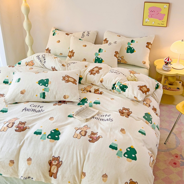 91家纺网 家纺一手货源 找家纺 麦瑞家纺 2025新款印花牛奶绒四件套跑量款 森林之旅