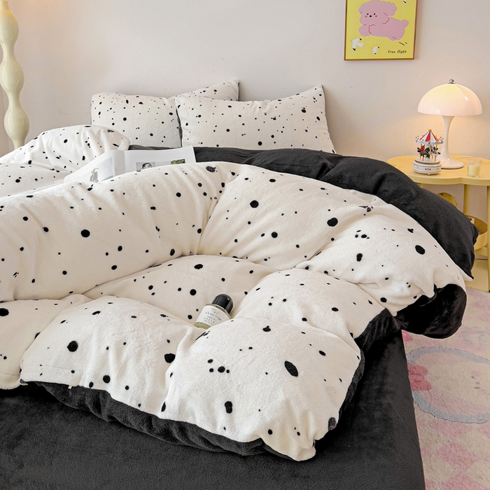 91家纺网 家纺一手货源 找家纺 麦瑞家纺 2025新款印花牛奶绒四件套跑量款 天空之城