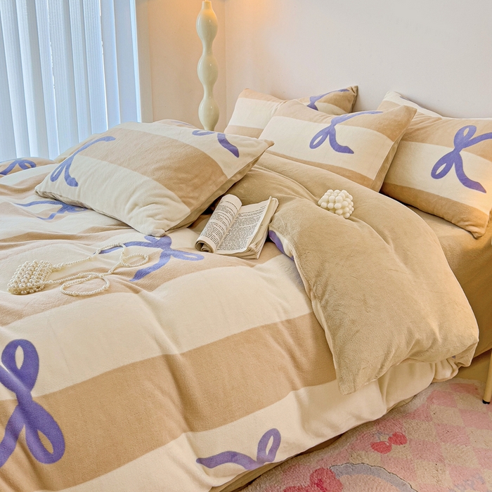 91家纺网 家纺一手货源 找家纺 麦瑞家纺 2025新款印花牛奶绒四件套跑量款 甜心结