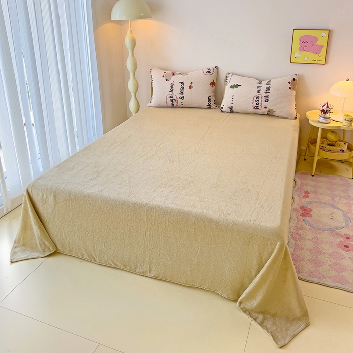 91家纺网 家纺一手货源 找家纺 麦瑞家纺 2025新款印花牛奶绒四件套跑量款 长颈鹿