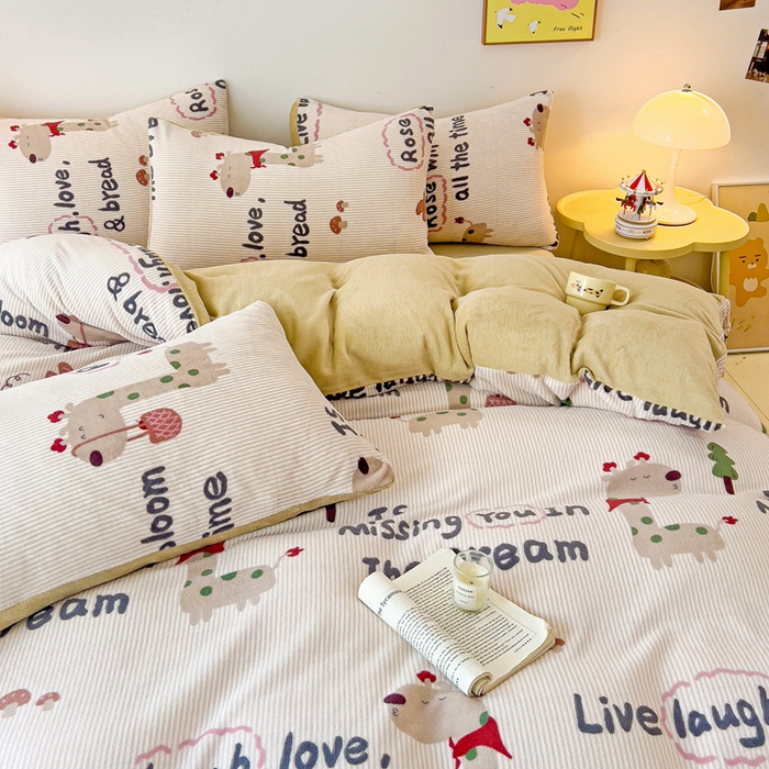 91家纺网 家纺一手货源 找家纺 麦瑞家纺 2025新款印花牛奶绒四件套跑量款 长颈鹿