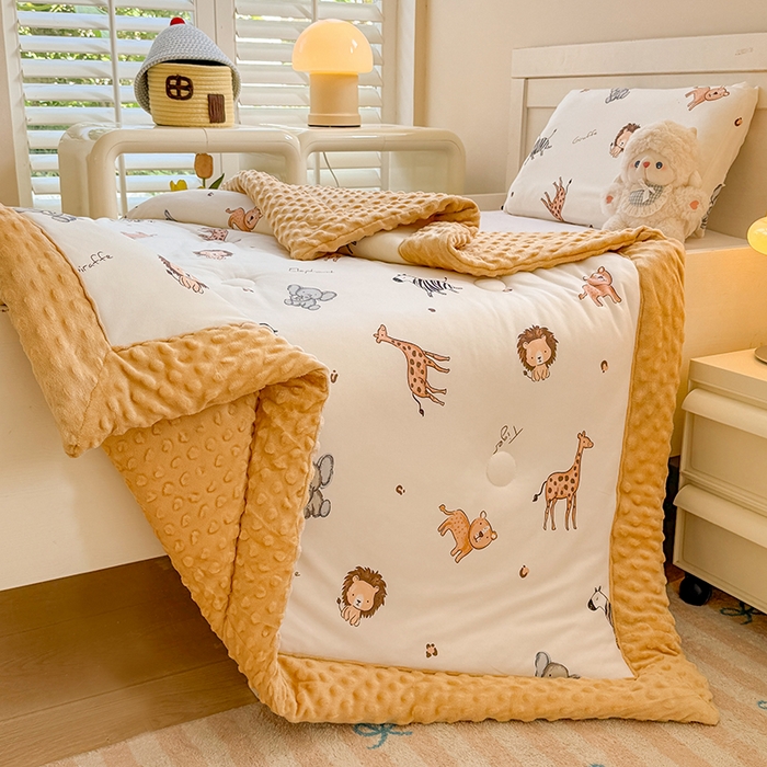 91家纺网 家纺一手货源 找家纺 天瑜家纺205新款A类针织面料手包豆豆绒冬被大豆被 狮子王黄