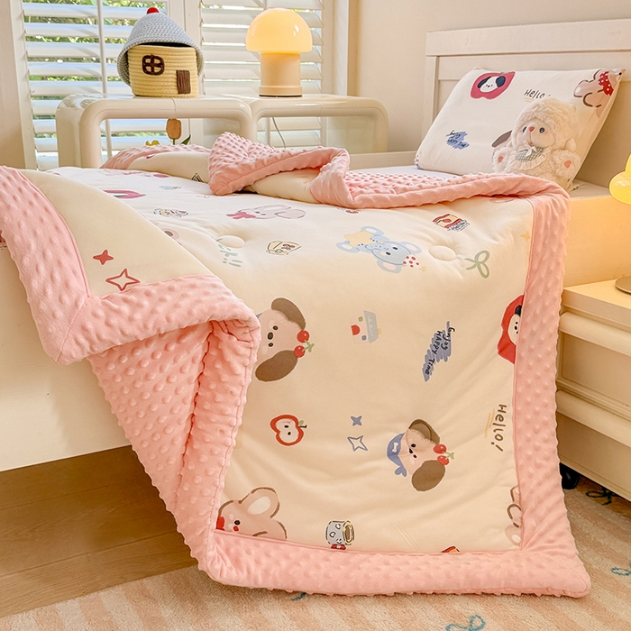 91家纺网 家纺一手货源 找家纺 天瑜家纺205新款A类针织面料手包豆豆绒冬被大豆被 幸运狗粉