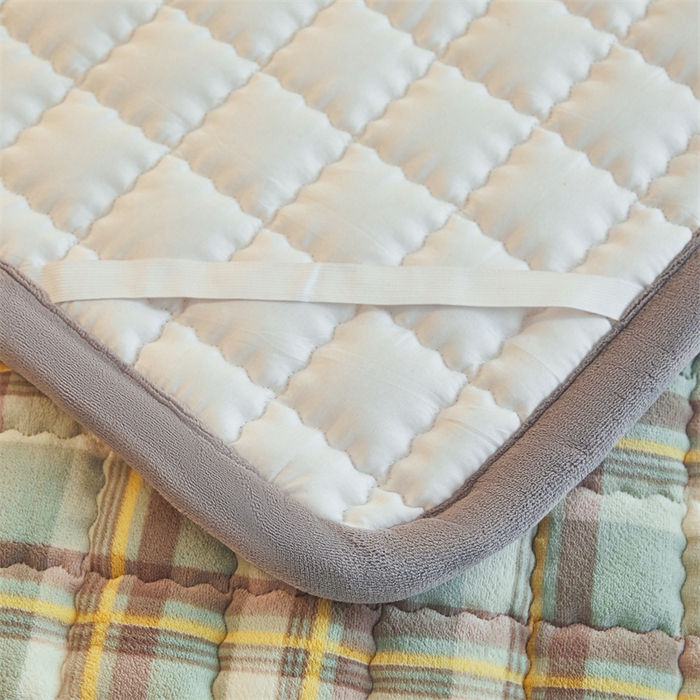 91家纺网 家纺一手货源 找家纺 喜居 2025新款无印风牛奶绒床褥垫-大床图 良品系列 良品-简兮绿