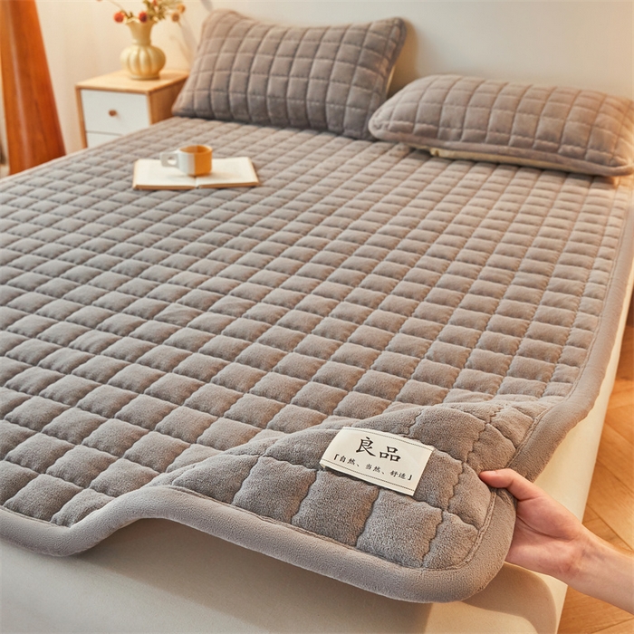 喜居 2025新款无印风牛奶绒床褥垫-大床图 良品系列 良品-暖阳灰
