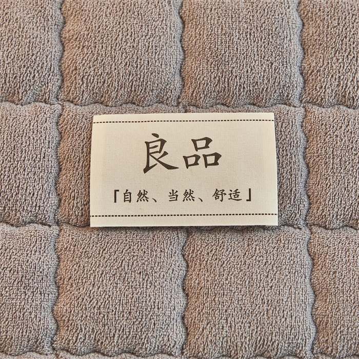 91家纺网 家纺一手货源 找家纺 喜居 2025新款无印风牛奶绒床褥垫-大床图 良品系列 良品-暖阳灰
