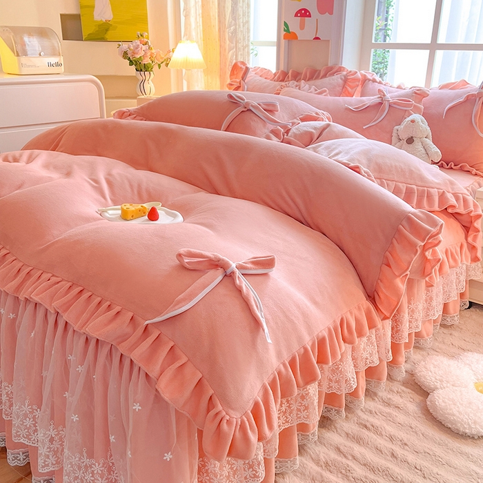 91家纺网 家纺一手货源 找家纺 后庭寝室 2025新款牛奶绒花边床裙四件套-浪漫花语系列 浪漫花语-公主玉