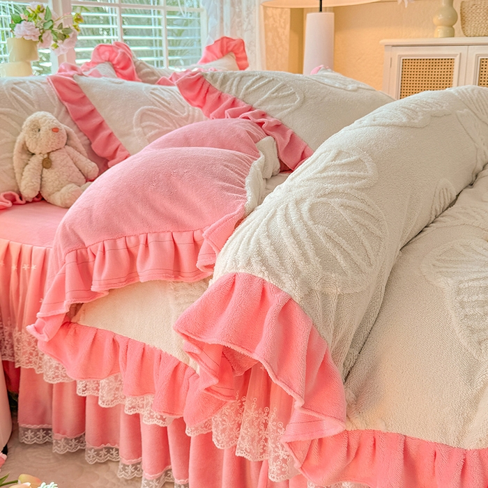 后庭寝室 2025新款牛奶绒床裙四件套-蝶舞翩翩系列 蝶舞翩翩-白粉玉