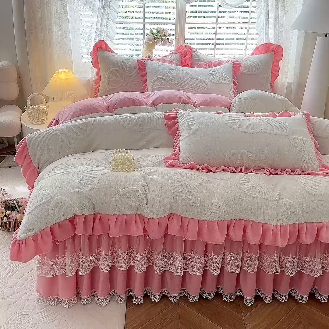 91家纺网 家纺一手货源 找家纺 （总）后庭寝室 2025新款牛奶绒床裙四件套-蝶舞翩翩系列