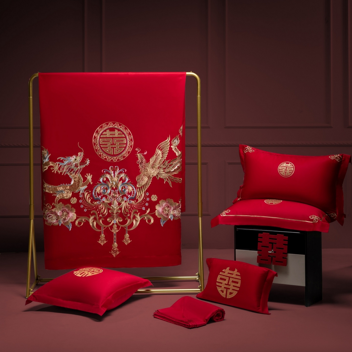 91家纺网 家纺一手货源 找家纺 （总）欧乐蒂 2025新款中式高端刺绣婚庆四件套