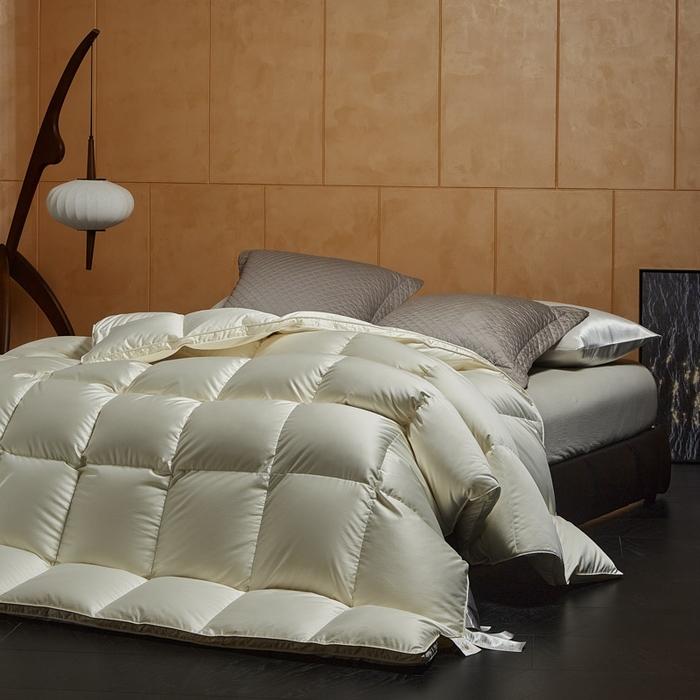 91家纺网 家纺一手货源 找家纺 （总）暖羽屋羽绒馆 2025新款莱赛尔鹅绒丝被子 羽绒被芯 2米羽绒被子 双人婚庆春秋被卡尔佩斯系列   