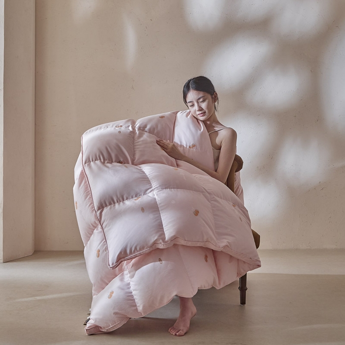 91家纺网 家纺一手货源 找家纺 （总）暖羽屋羽绒馆  2025新款95白鹅绒被芯莫代尔鹅绒被子双人婚庆冬被2米 春秋被子柿柿如意