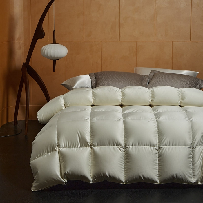 91家纺网 家纺一手货源 找家纺 暖羽屋羽绒馆 2025新款白鸭绒被 莱赛尔95绒子含量鸭绒被子 羽绒被芯 双人冬被 婚庆春秋被 X卡尔佩斯   米色