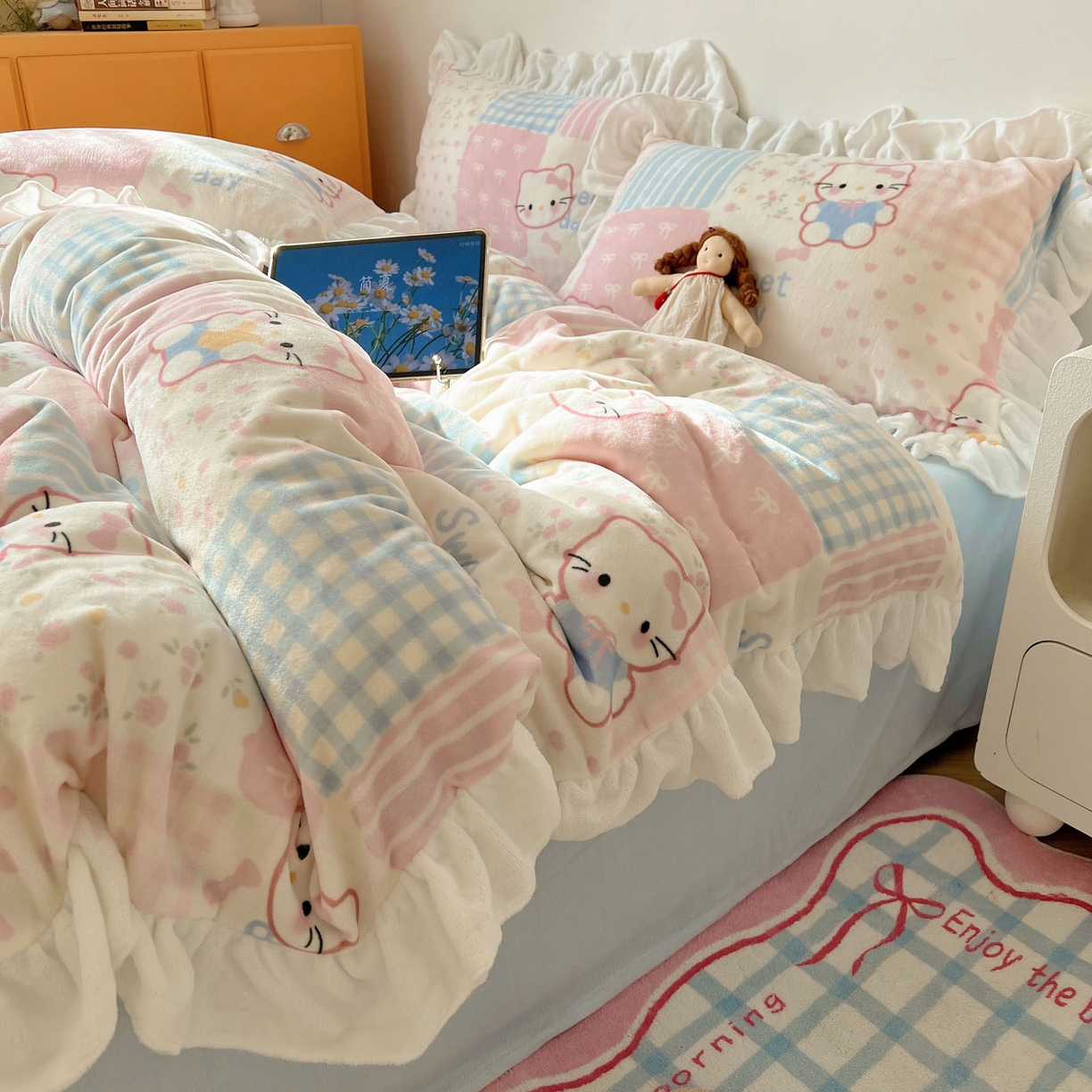 六巷胡同 2025新款韩式博主风花边款INS卡通牛奶绒四件套（第二系） 花边软萌碎花猫