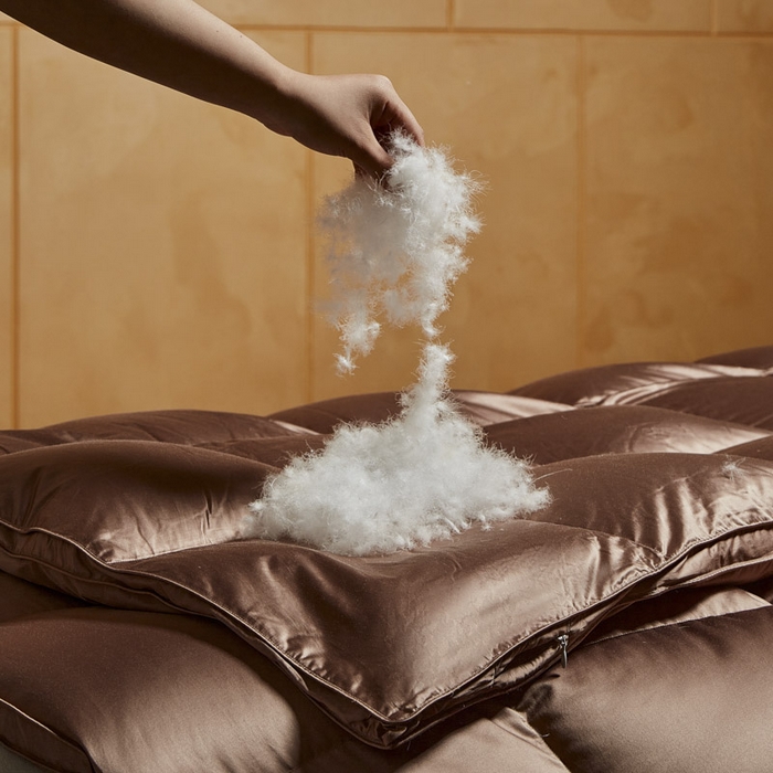 91家纺网 家纺一手货源 找家纺 暖羽屋羽绒馆 2025新款白鸭绒被 莱赛尔95绒子含量鸭绒被子 羽绒被芯 双人冬被 婚庆春秋被 X卡尔佩斯  棕色