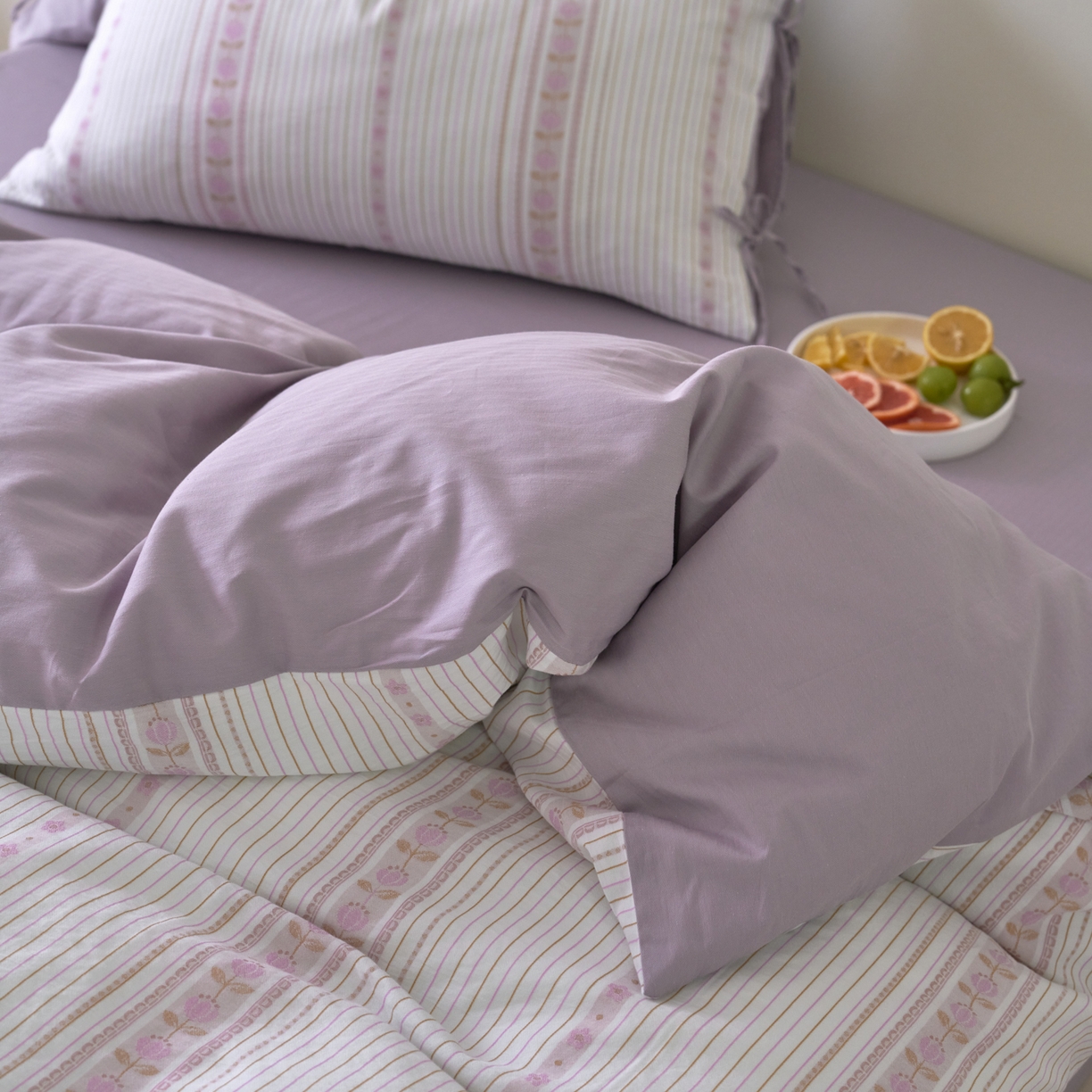 91家纺网 家纺一手货源 找家纺 久典家居 2025新款A类全棉色织提花系带款四件套-梦屿系列三色（买家秀加客服） 梦屿紫