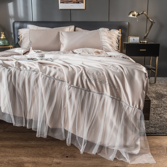 91家纺网 家纺一手货源 找家纺 丽莱美家纺 2026新款水洗冰丝蕾丝夏被  夏被三件套  夏被四件套 香槟金