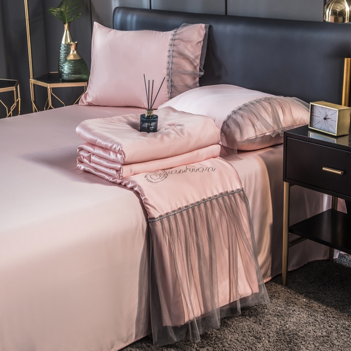 91家纺网 家纺一手货源 找家纺 丽莱美家纺 2026新款水洗冰丝蕾丝夏被  夏被三件套  夏被四件套 玉色