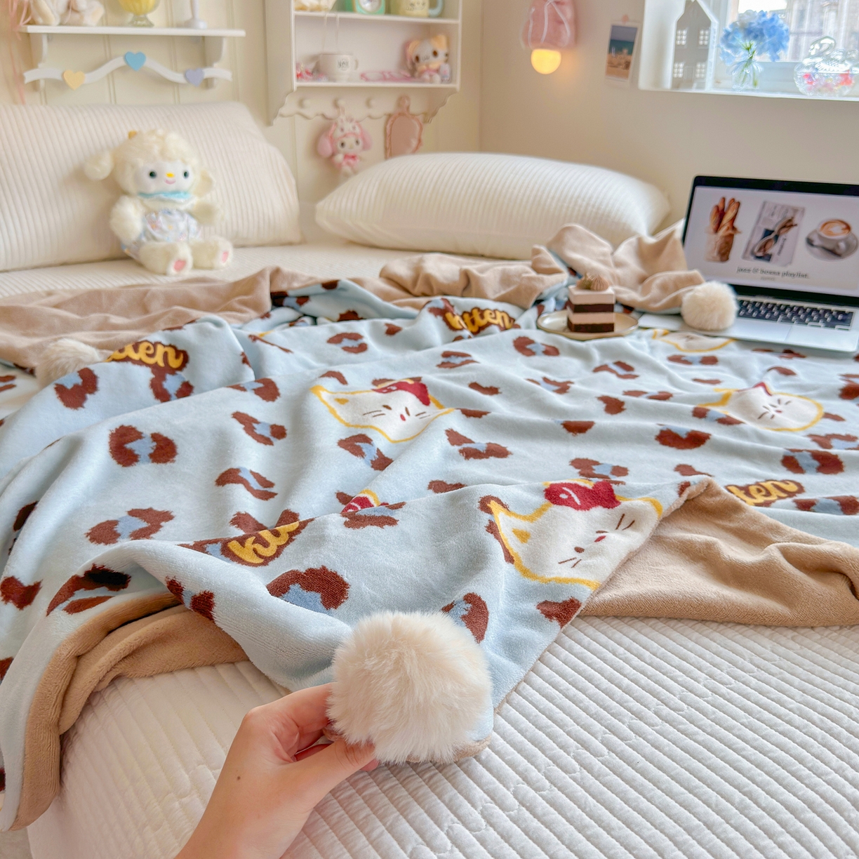 91家纺网 家纺一手货源 找家纺 （总）罗亿家纺 2025新款高克重（200g）牛奶绒韩系毛球办公室盖毯多功能盖毯被套毛毯两用（小红书推荐)