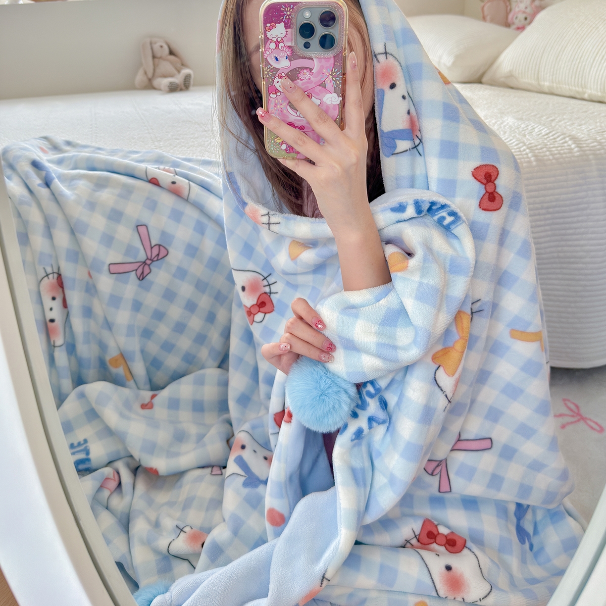 91家纺网 家纺一手货源 找家纺 罗亿家纺 2025新款高克重（200g）牛奶绒韩系毛球办公室盖毯多功能盖毯被套毛毯两用（小红书推荐) 蝴蝶结猫猫