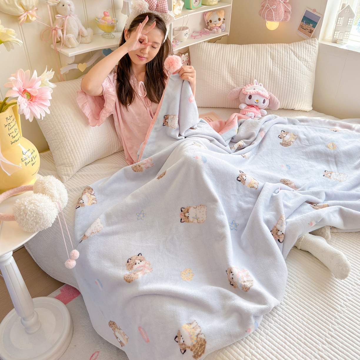 91家纺网 家纺一手货源 找家纺 罗亿家纺 2025新款高克重（200g）牛奶绒韩系毛球办公室盖毯多功能盖毯被套毛毯两用（小红书推荐) 软萌猫-蓝