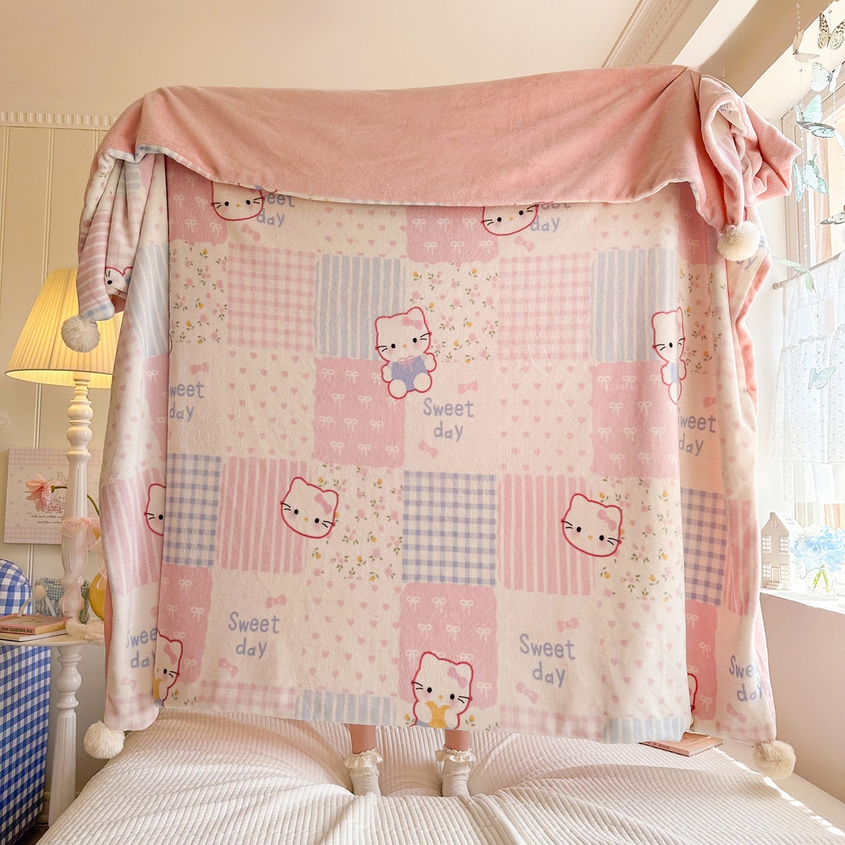 91家纺网 家纺一手货源 找家纺 罗亿家纺 2025新款高克重（200g）牛奶绒韩系毛球办公室盖毯多功能盖毯被套毛毯两用（小红书推荐) 布丁猫