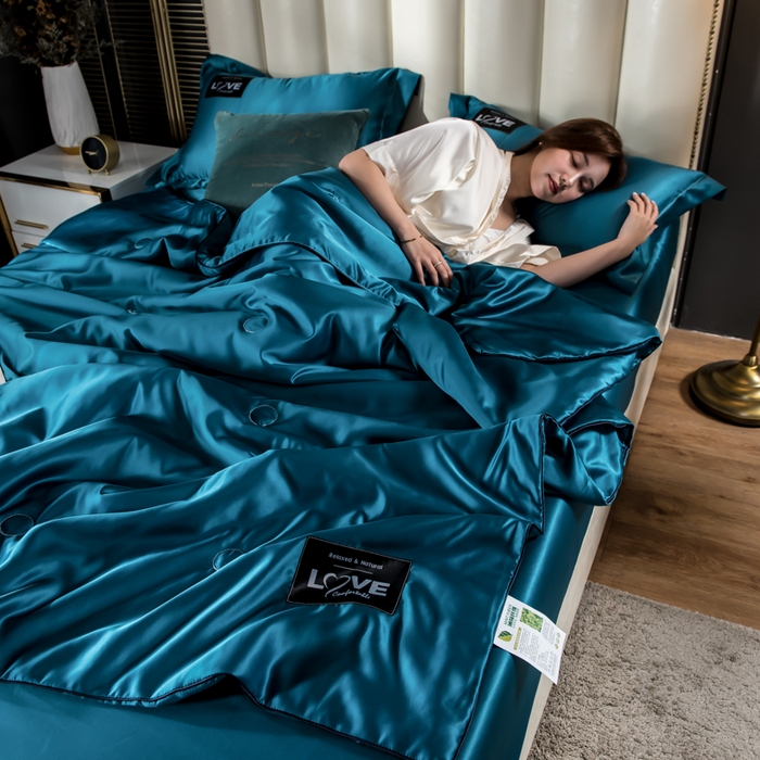 91家纺网 家纺一手货源 找家纺 丽莱美家纺 2025新款夏被  夏被三件套 夏被四件套 孔雀蓝