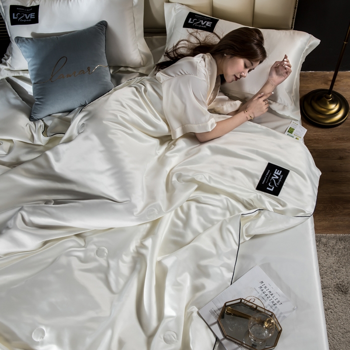 91家纺网 家纺一手货源 找家纺 丽莱美家纺 2025新款夏被  夏被三件套 夏被四件套 奶白