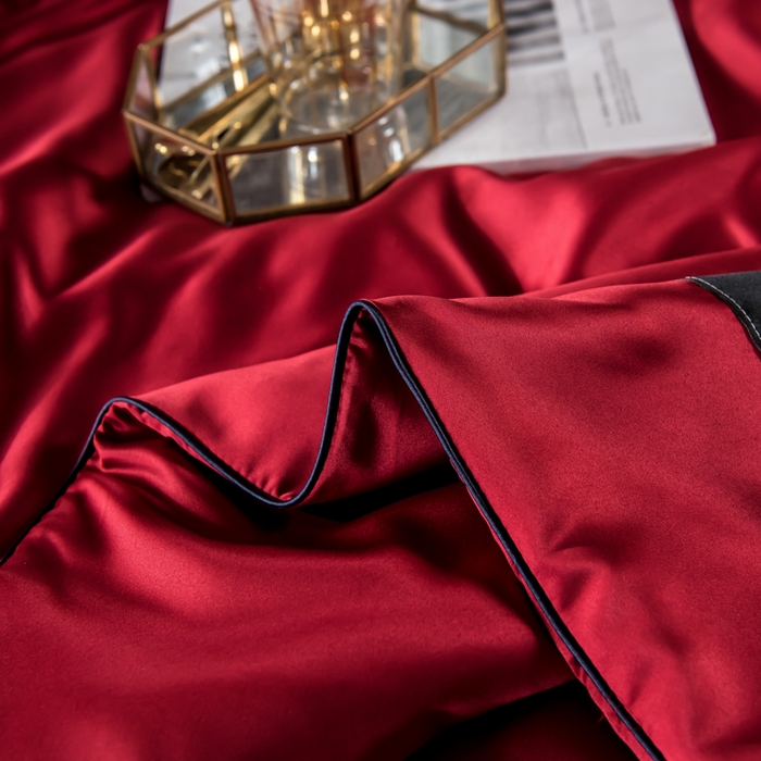 91家纺网 家纺一手货源 找家纺 丽莱美家纺 2025新款夏被  夏被三件套 夏被四件套 酒红