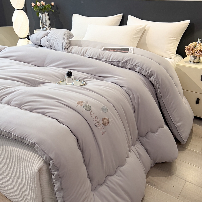 91家纺网 家纺一手货源 找家纺 丽莱美家纺 2026新款牛奶棉新疆羽丝绵被被子被芯-云柔系列 云柔-灰