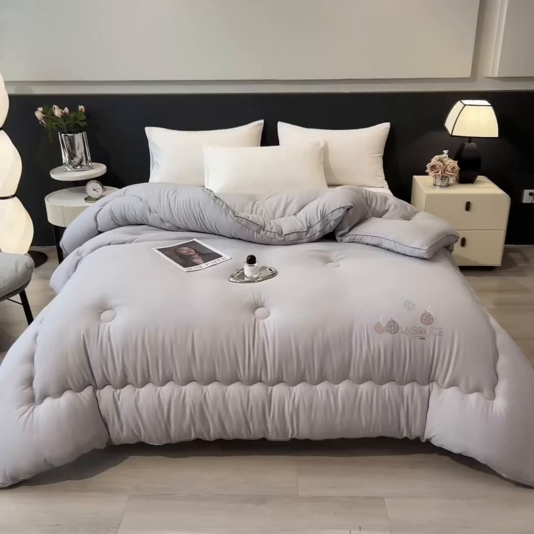 91家纺网 家纺一手货源 找家纺 丽莱美家纺 2026新款牛奶棉新疆羽丝绵被被子被芯-云柔系列 云柔-灰