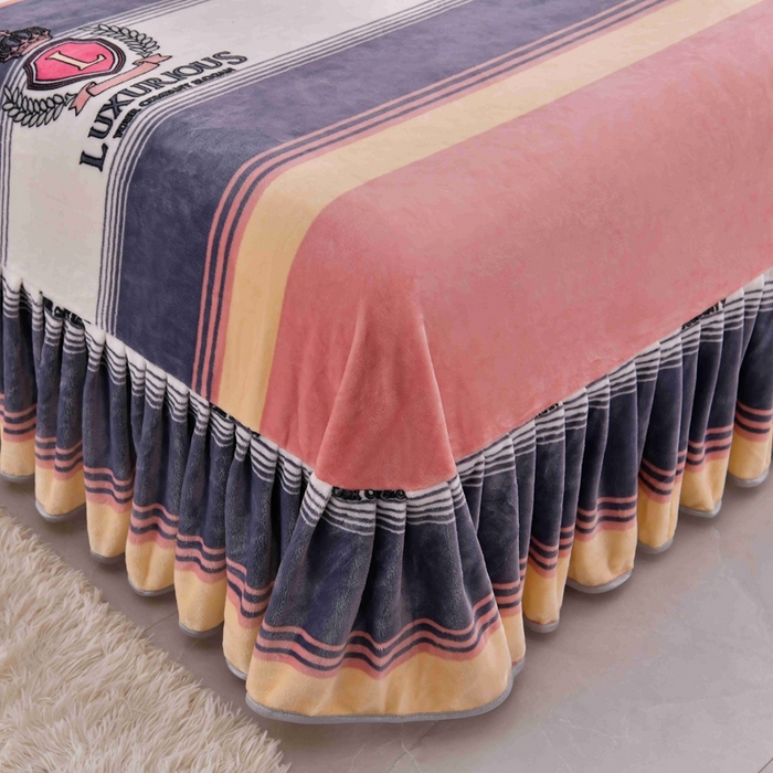 91家纺网 家纺一手货源 找家纺 诺梵家纺 2025新款8斤加厚保暖金貂绒牛奶绒印花四件套 路易时尚