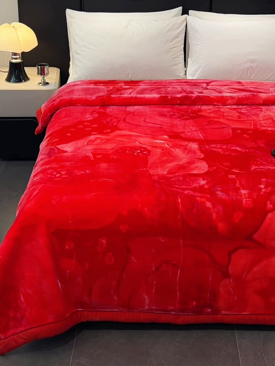 91家纺网 家纺一手货源 找家纺 （总）凯轩毛毯 2025新款加厚双层婚庆云毯  毛毯