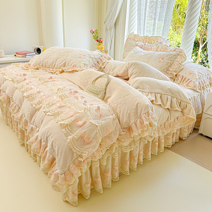 91家纺网 家纺一手货源 找家纺 虹星家纺 2025新款花边牛奶绒床裙四件套系列 蝶恋-奶茶色