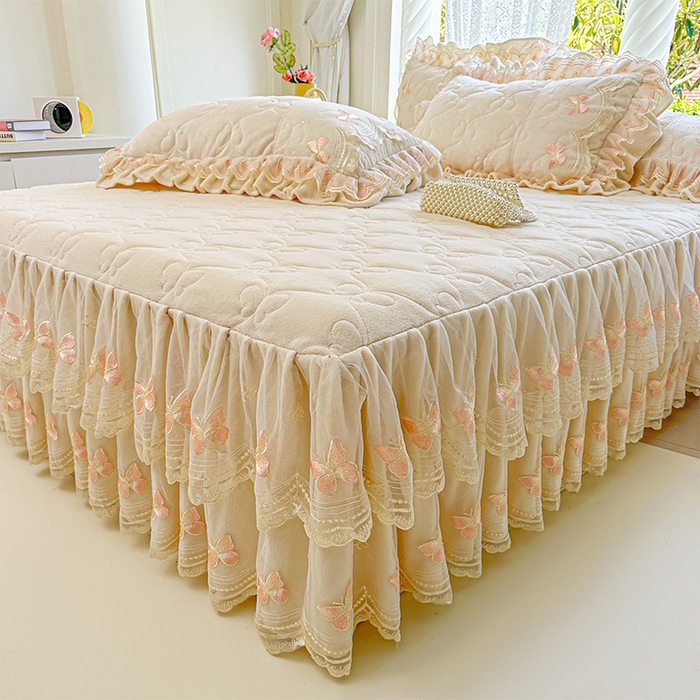 91家纺网 家纺一手货源 找家纺 虹星家纺 2025新款花边牛奶绒床裙四件套系列 蝶恋-奶茶色