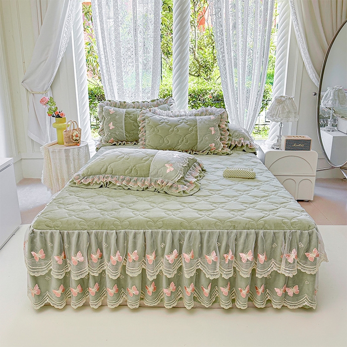 91家纺网 家纺一手货源 找家纺 虹星家纺 2025新款花边牛奶绒床裙四件套系列 蝶恋-抹茶绿