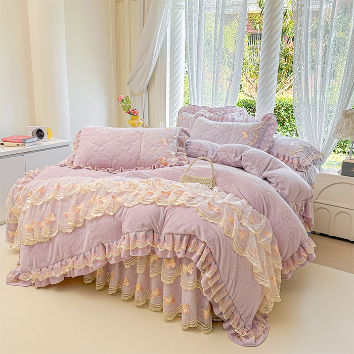 91家纺网 家纺一手货源 找家纺 虹星家纺 2025新款花边牛奶绒床裙四件套系列 蝶恋-葡萄紫