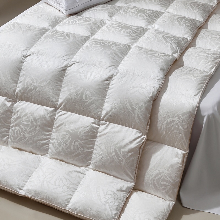 91家纺网 家纺一手货源 找家纺 织梦人羽绒工厂店 2025新款高蓬松羽绒羽毛被大牌同款花型-高精密提花系列 高精密提花-时尚语录-白